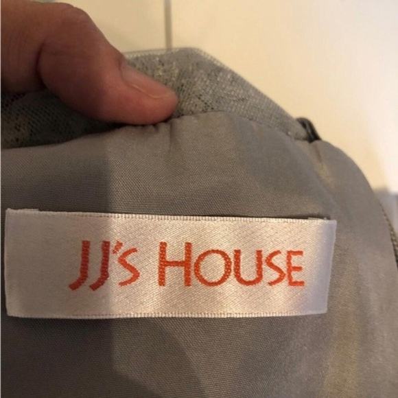 Elegant JJ's House Dress - Stunning Gray Evening Gown - Size 10 - Picture 4 of 6